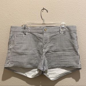 H&M mid-rise black and white striped shorts